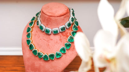 Emerald diamond necklace set