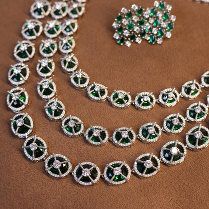 3 line string in emerald and pointer diamonds