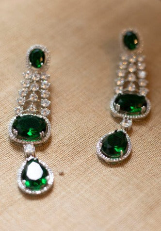 SIlver emerald long earrings