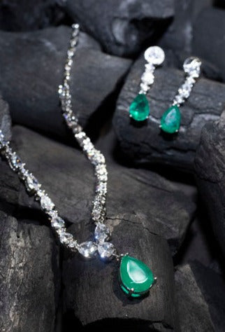 Silver emerald necklace set