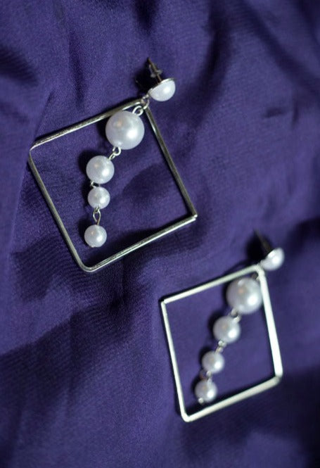 Silver pearl earrings