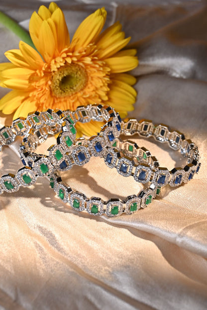 Diamond and emerald bracelet